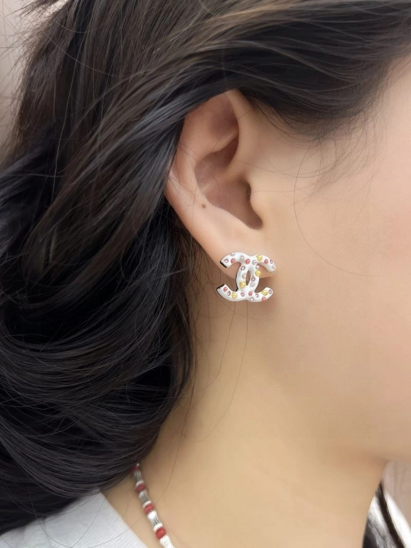 Cozy Chanel Earrings 230682