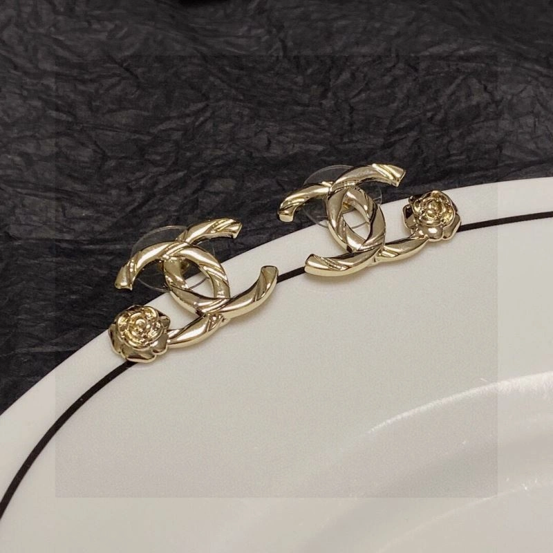 Chanel Earrings Chic 230600