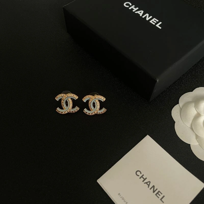 Refined Chanel Earrings 230597