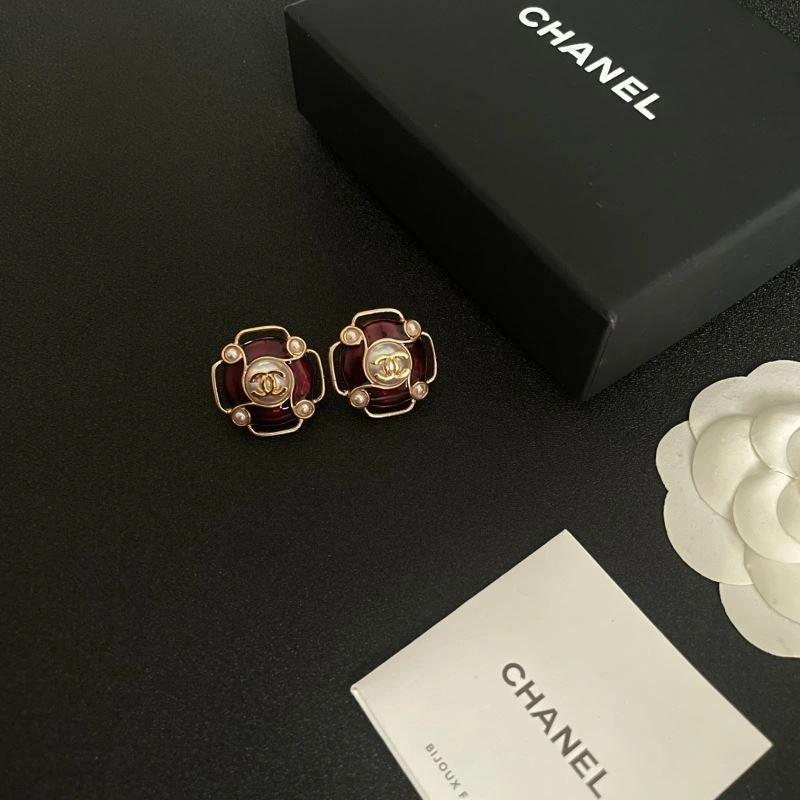 Chanel Earrings Practical 230678