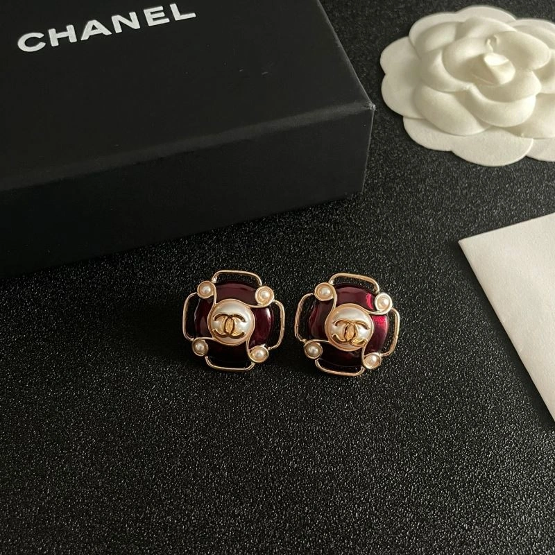 Chanel Earrings Practical 230678