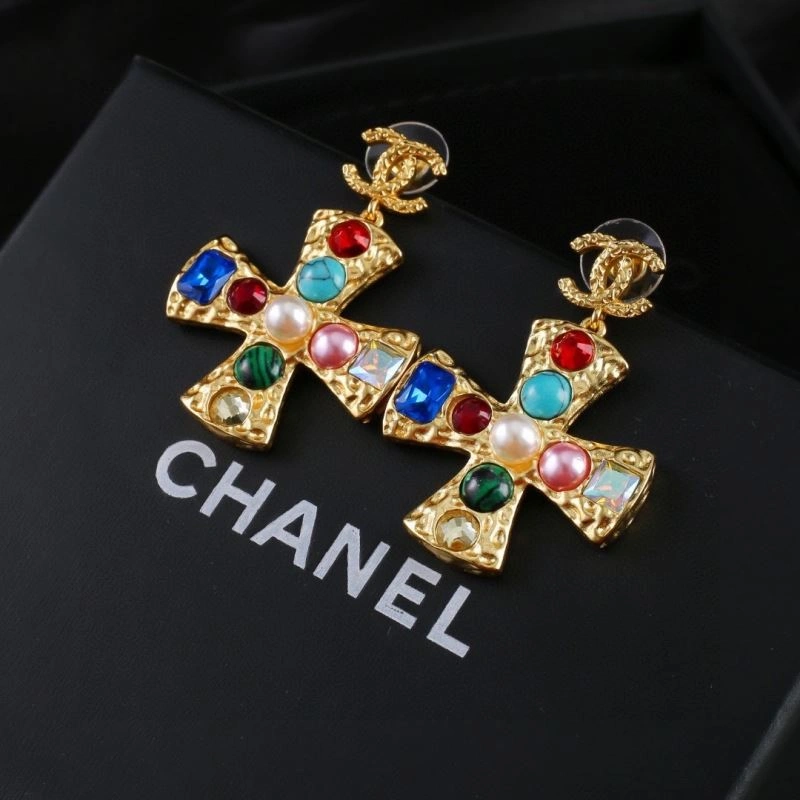 Versatile Chanel Earrings 230665