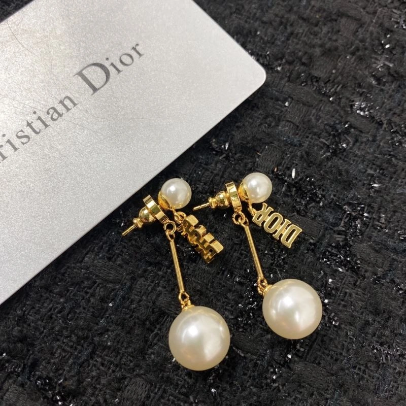 Chanel Earrings WeatherProof 230598