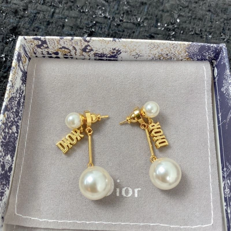 Chanel Earrings WeatherProof 230598