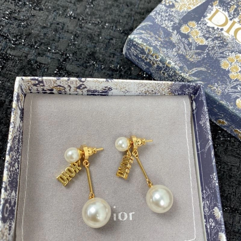 Chanel Earrings WeatherProof 230598