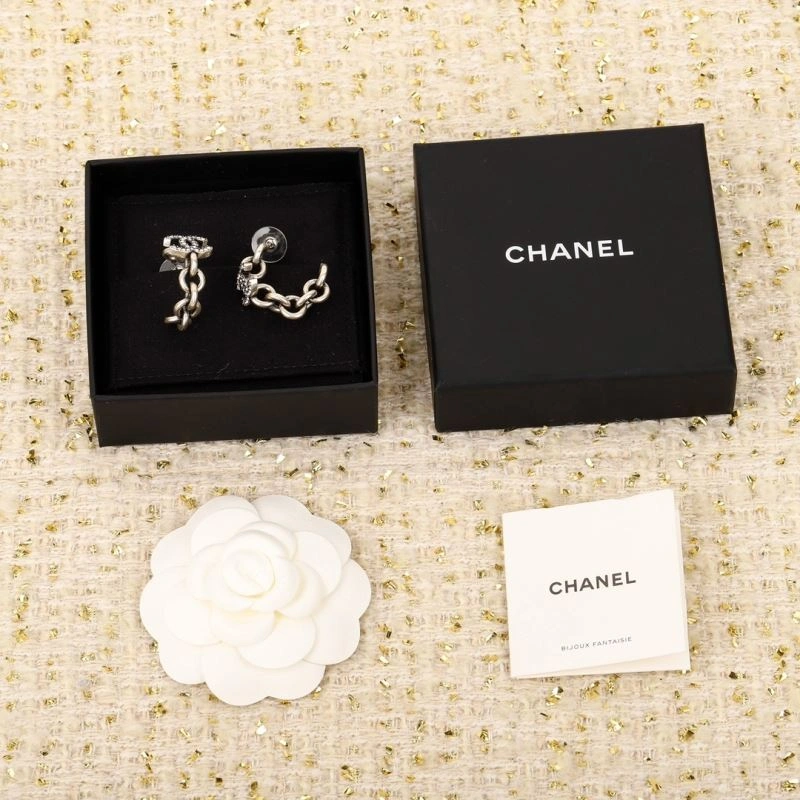 Chanel Earrings Classic 230577