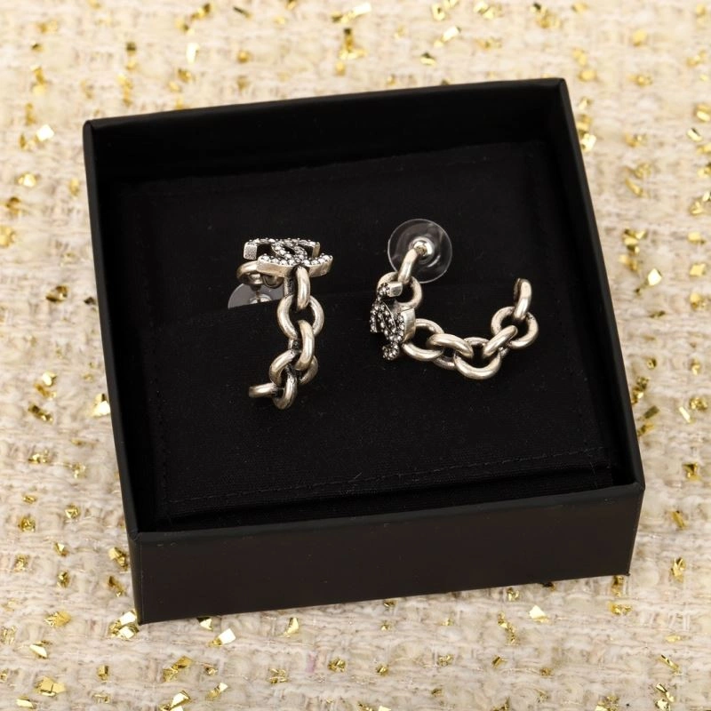 Chanel Earrings Classic 230577