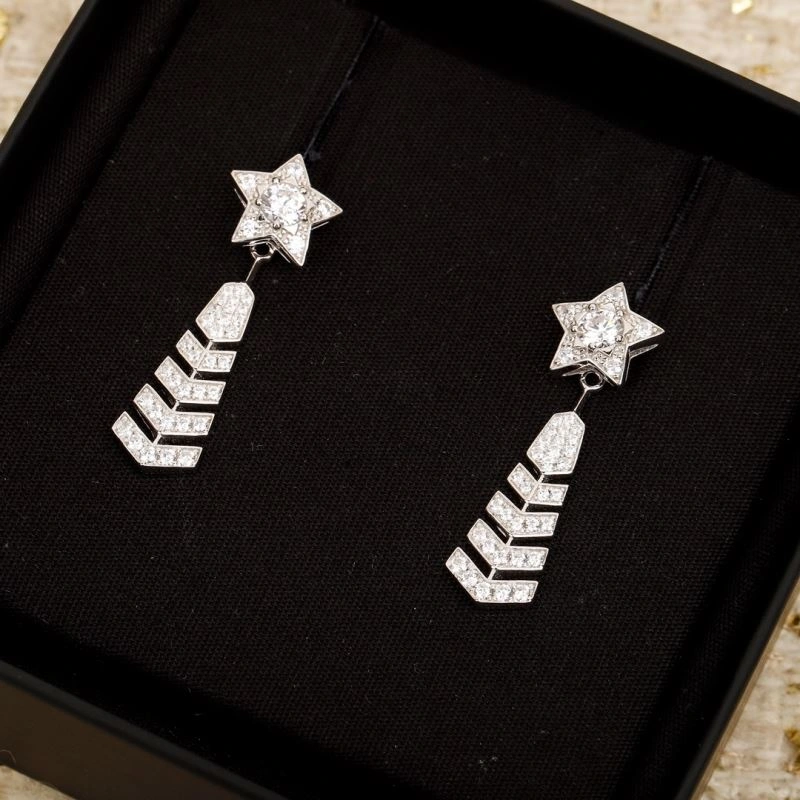 Chanel Earrings Cozy 230680