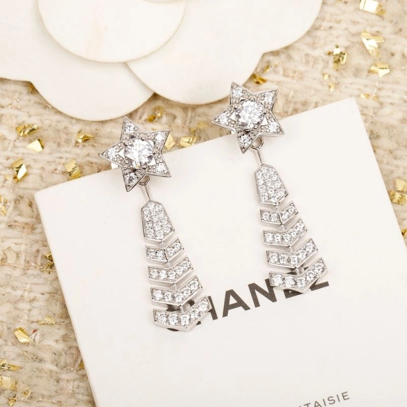 Chanel Earrings Cozy 230680