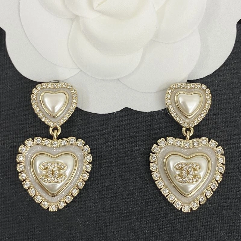 Chanel Earrings Refined 230585