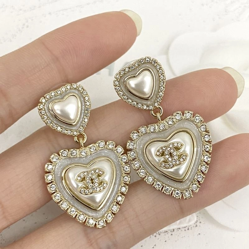Chanel Earrings Refined 230585
