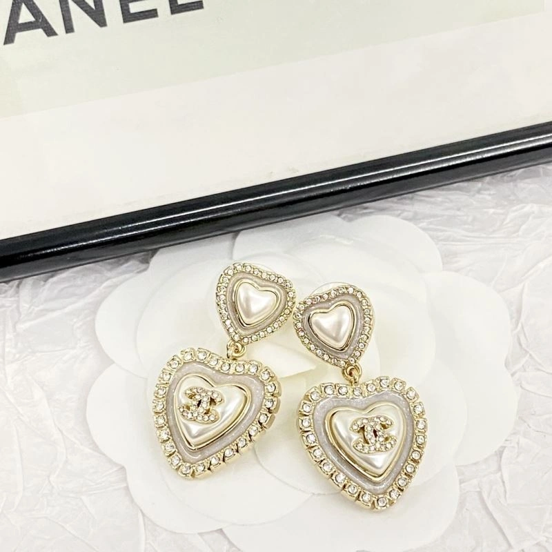 Chanel Earrings Refined 230585