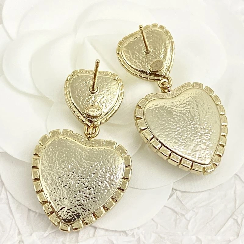 Chanel Earrings Refined 230585