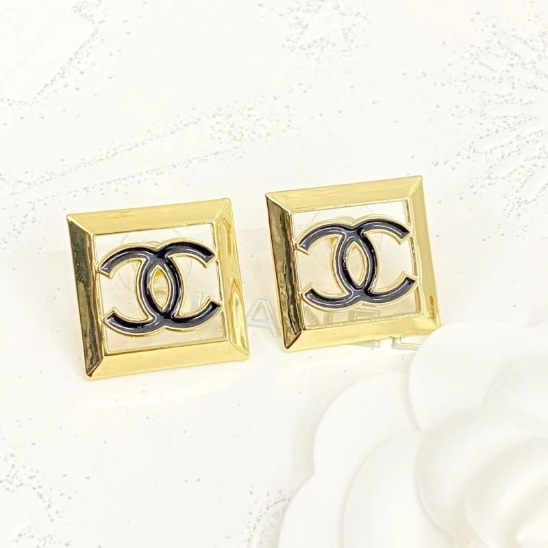 Chanel Earrings Bright 230580