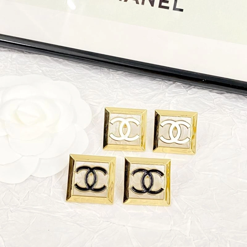 Chanel Earrings Bright 230580