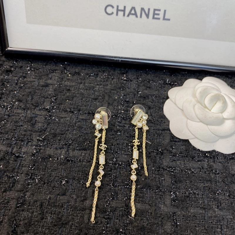 MoistureWicking Chanel Earrings 230582