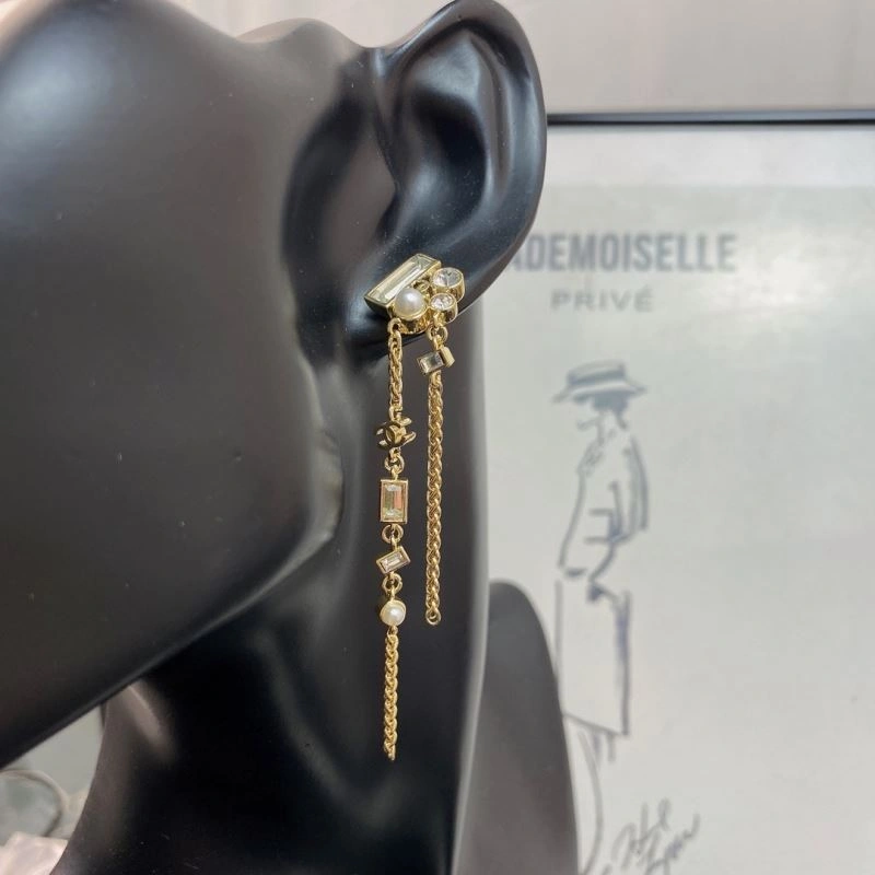 MoistureWicking Chanel Earrings 230582