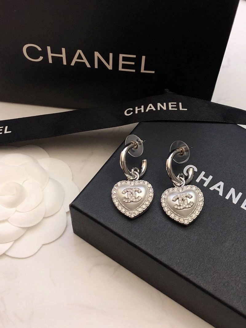 Chanel Earrings Chic 230671