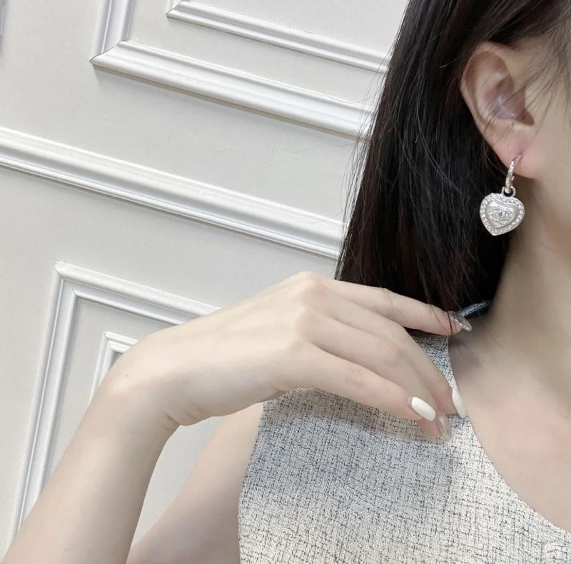 Chanel Earrings Chic 230671