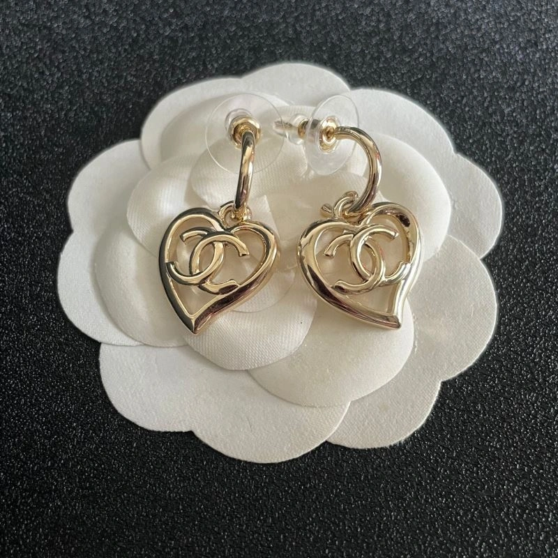 Vibrant Chanel Earrings 230643
