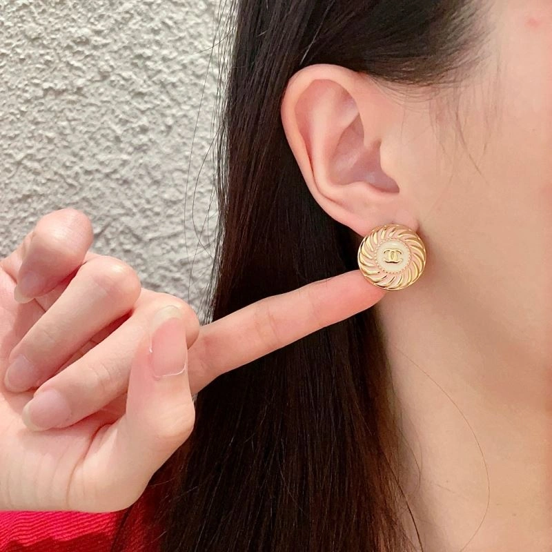 Chanel Earrings WrinkleFree 230554