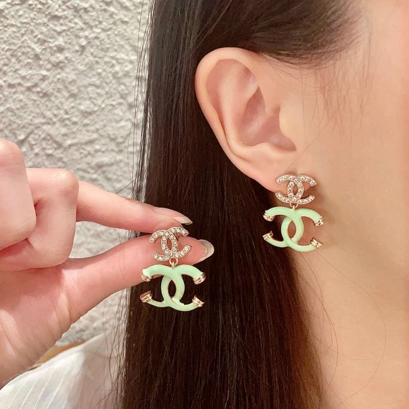 Chanel Earrings Sophisticated 230572