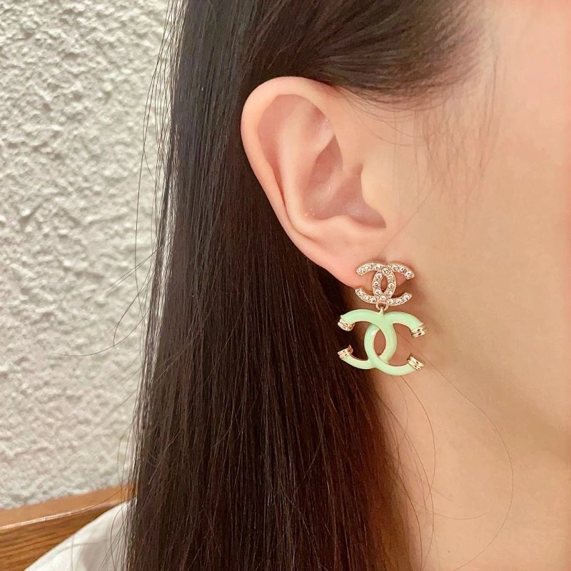 Chanel Earrings Sophisticated 230572