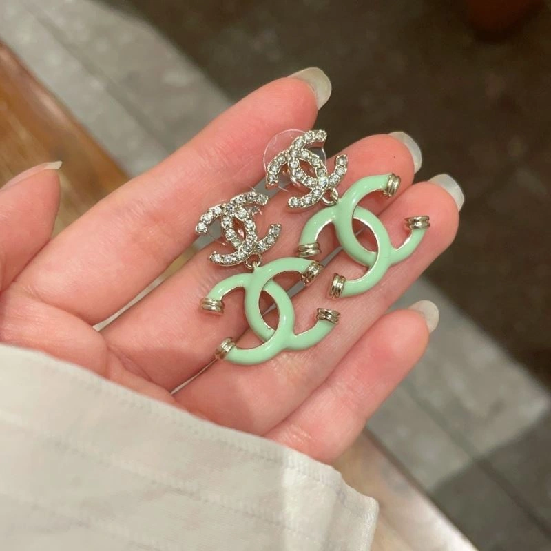 Chanel Earrings Sophisticated 230572