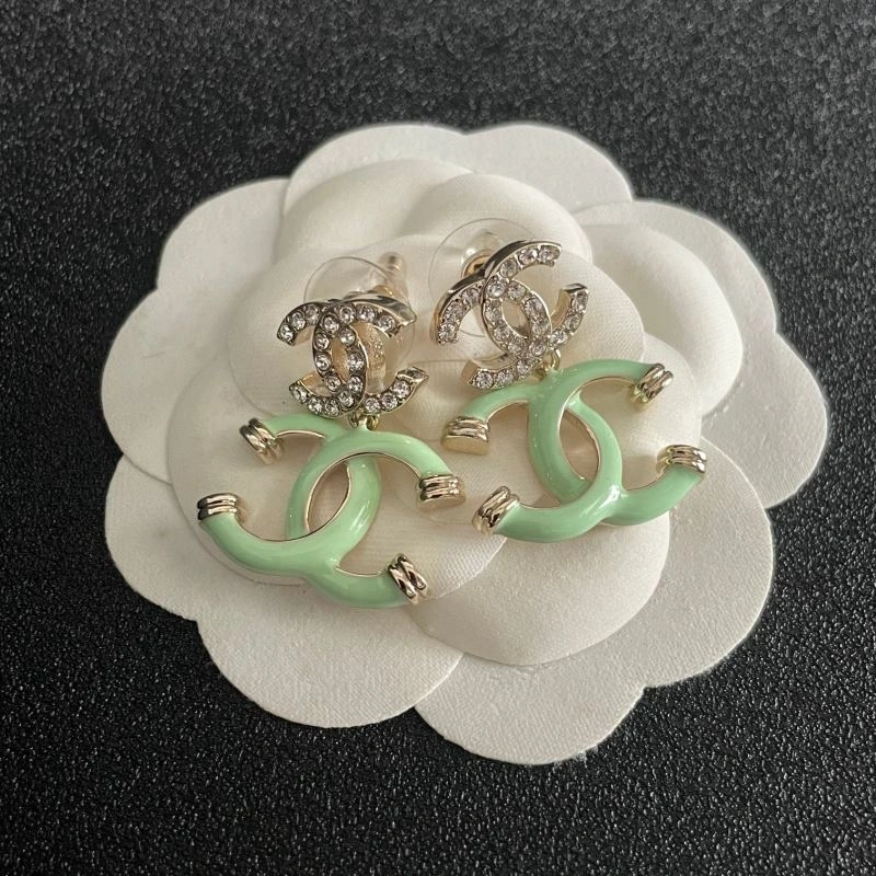 Chanel Earrings Sophisticated 230572