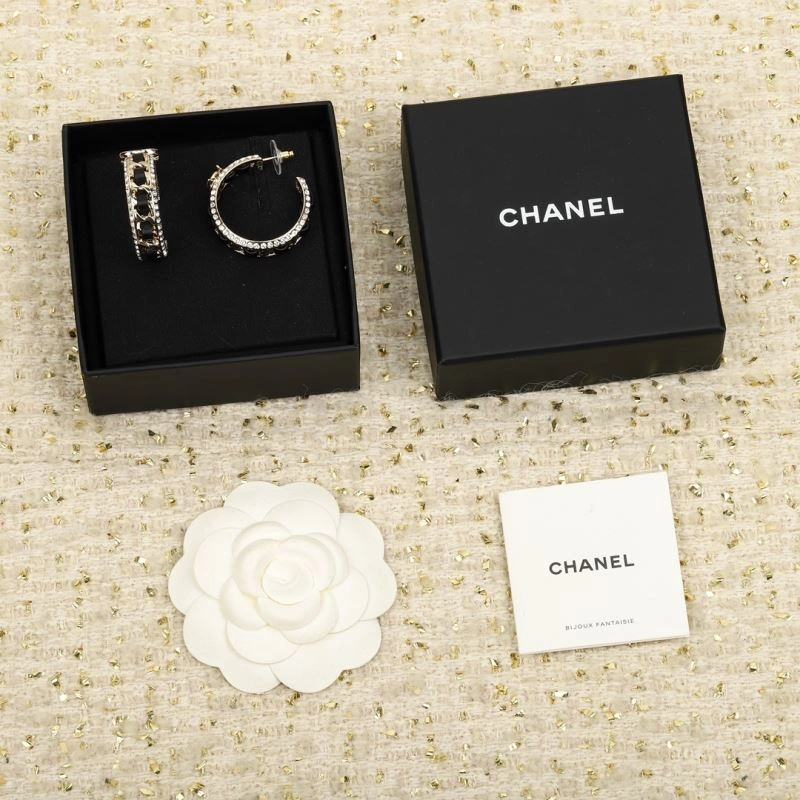 Resilient Chanel Earrings 230537