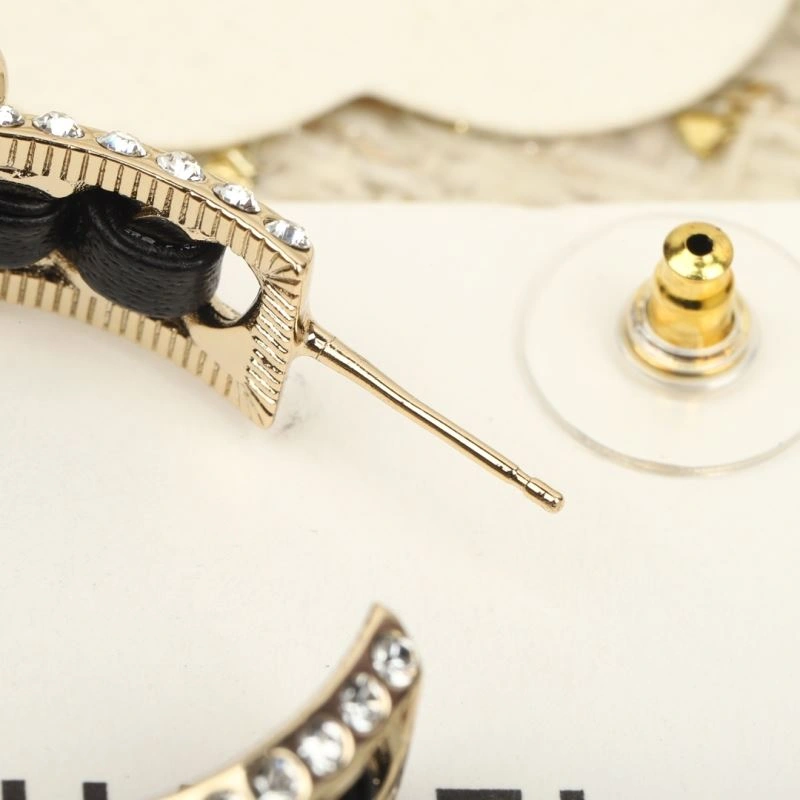 Resilient Chanel Earrings 230537