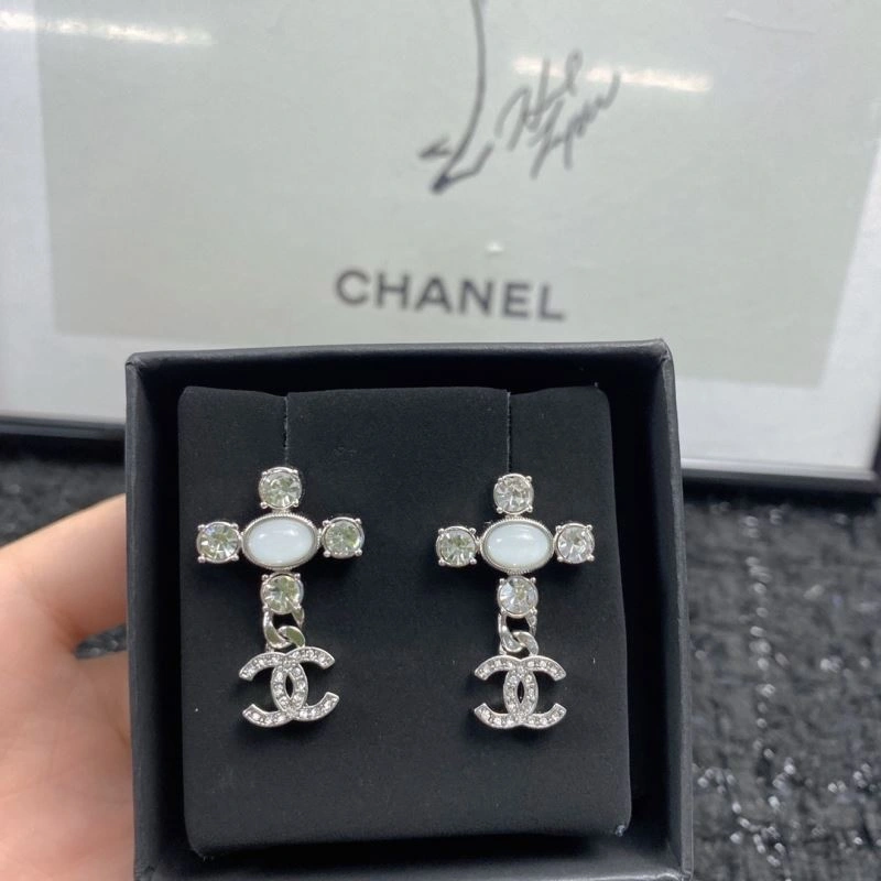 Chanel Earrings Tailored 230539