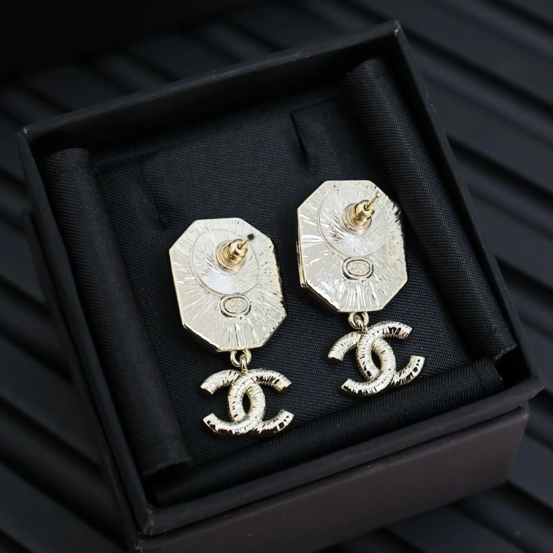 WrinkleFree Chanel Earrings 230564