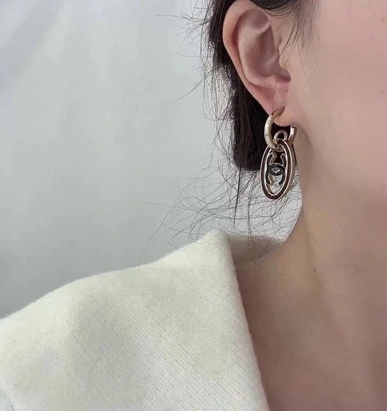 Chanel Earrings TechFriendly 230569