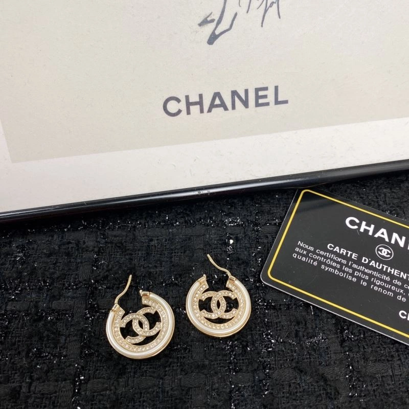 Chanel Earrings Fashionable 230541