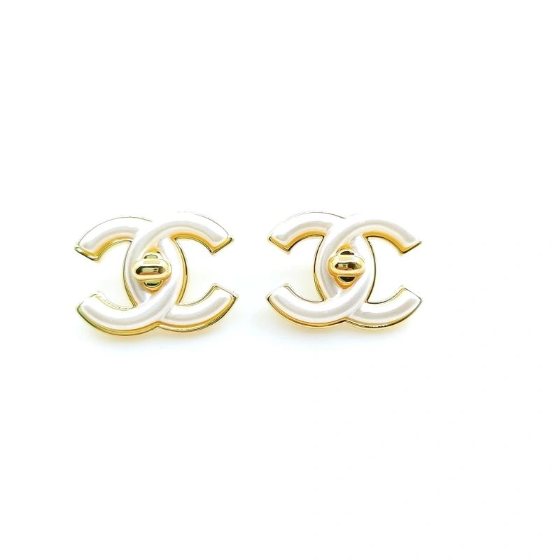 WellDesigned Chanel Earrings 230532