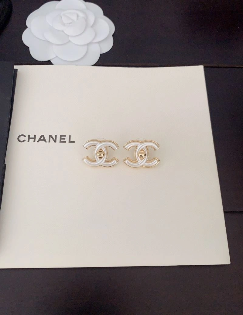 WellDesigned Chanel Earrings 230532