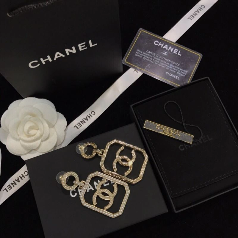 Chanel Earrings WellDesigned 230534