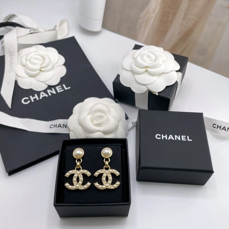 Chanel Earrings TimelessDesign 230576