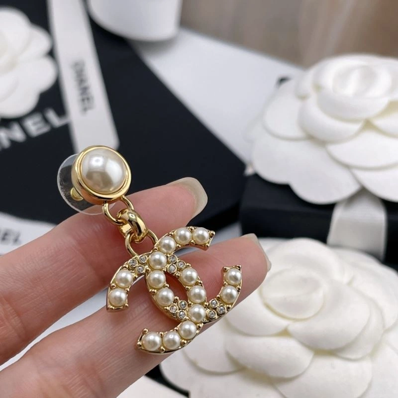 Chanel Earrings TimelessDesign 230576