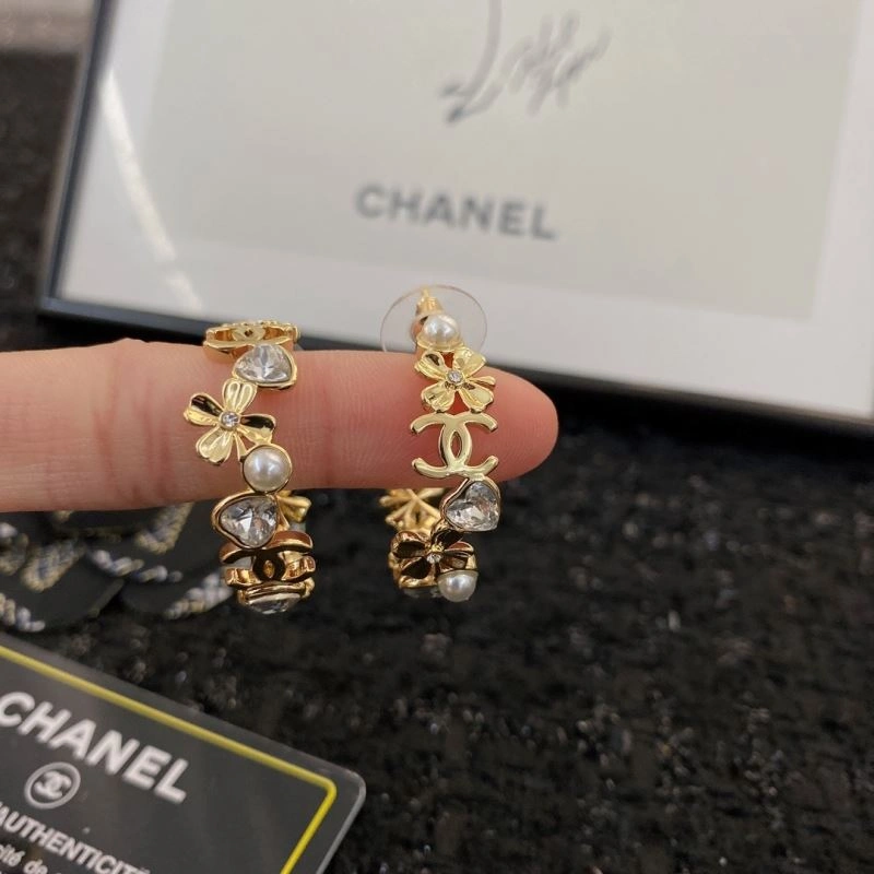 Chanel Earrings Chic 232355