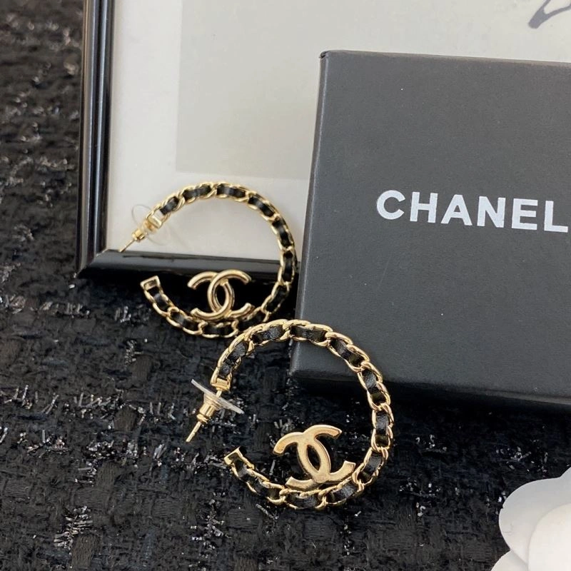 Chanel Earrings Comfortable 232299