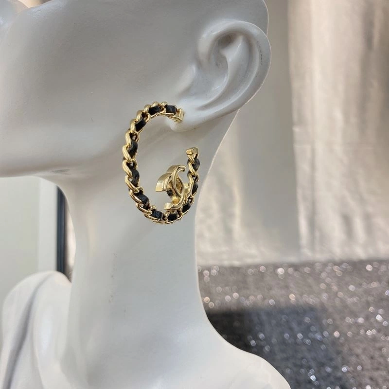 Chanel Earrings Comfortable 232299