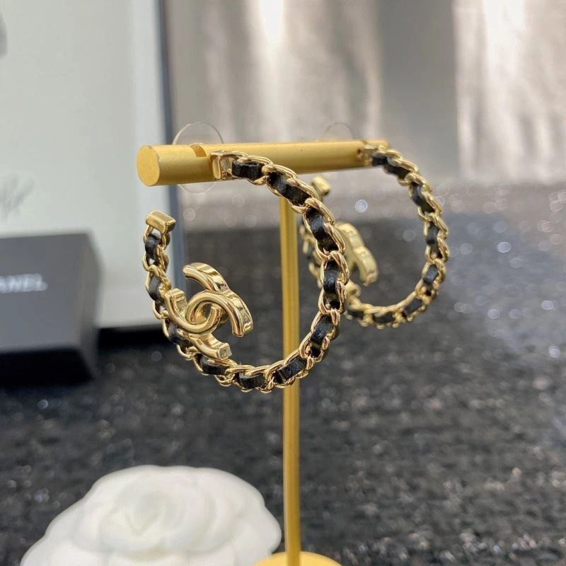 Chanel Earrings Comfortable 232299