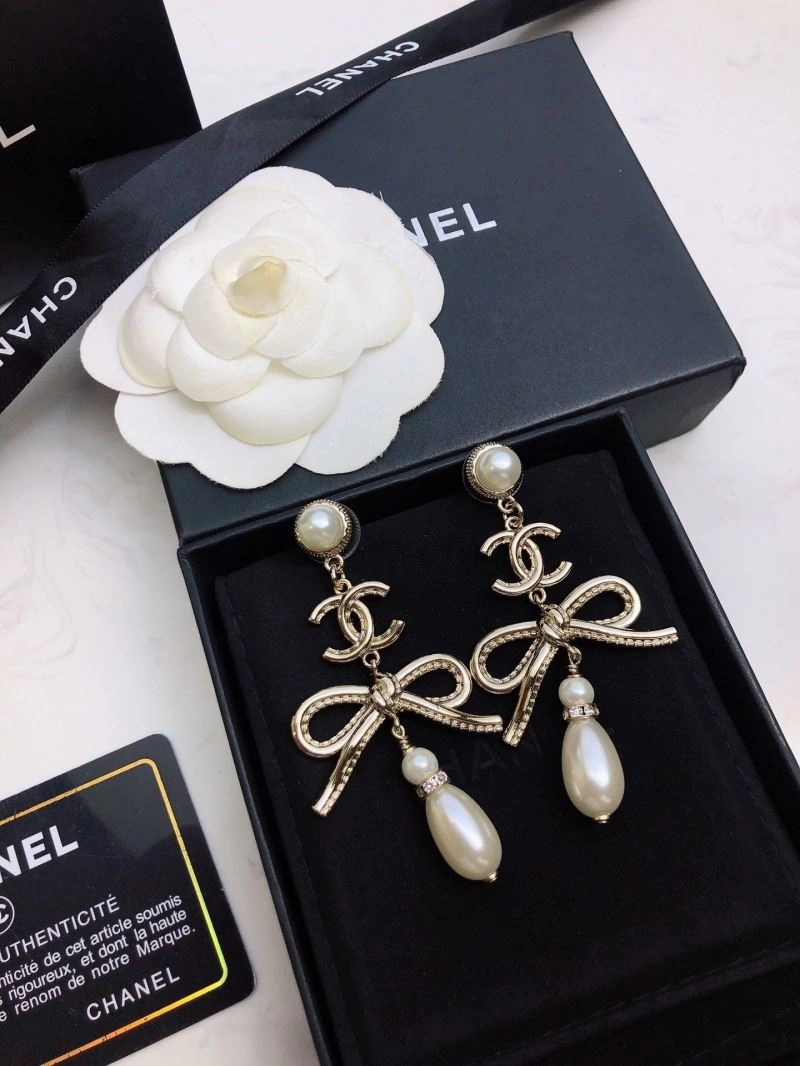 Chanel Earrings Effortless 232326