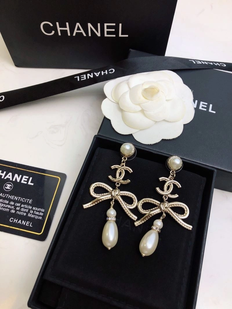 Chanel Earrings Effortless 232326