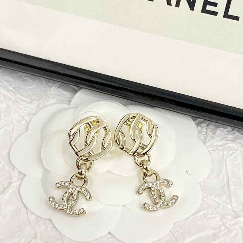 Chanel Earrings Vibrant 232291