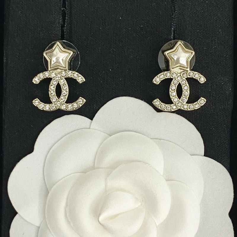 Versatile Chanel Earrings 232344