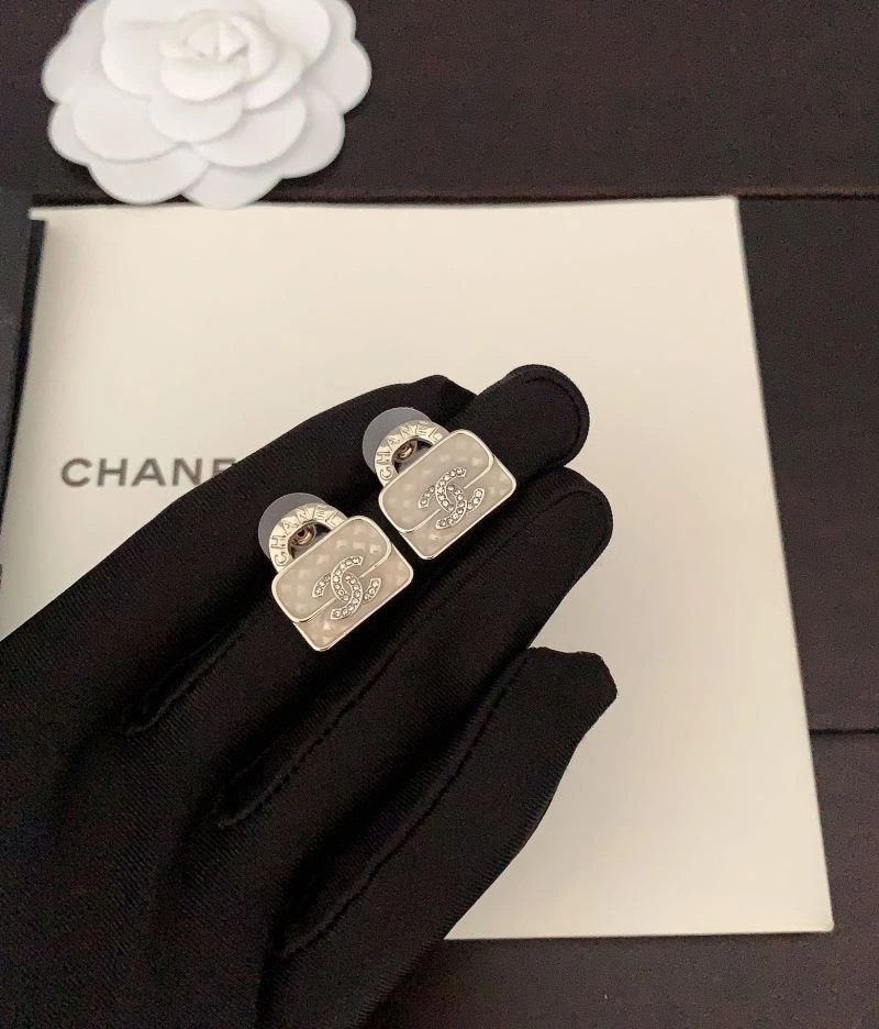 Chanel Earrings Compact 232294