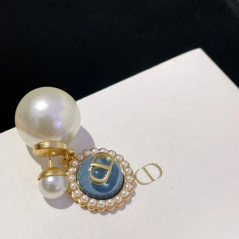Comfortable Chanel Earrings 232308